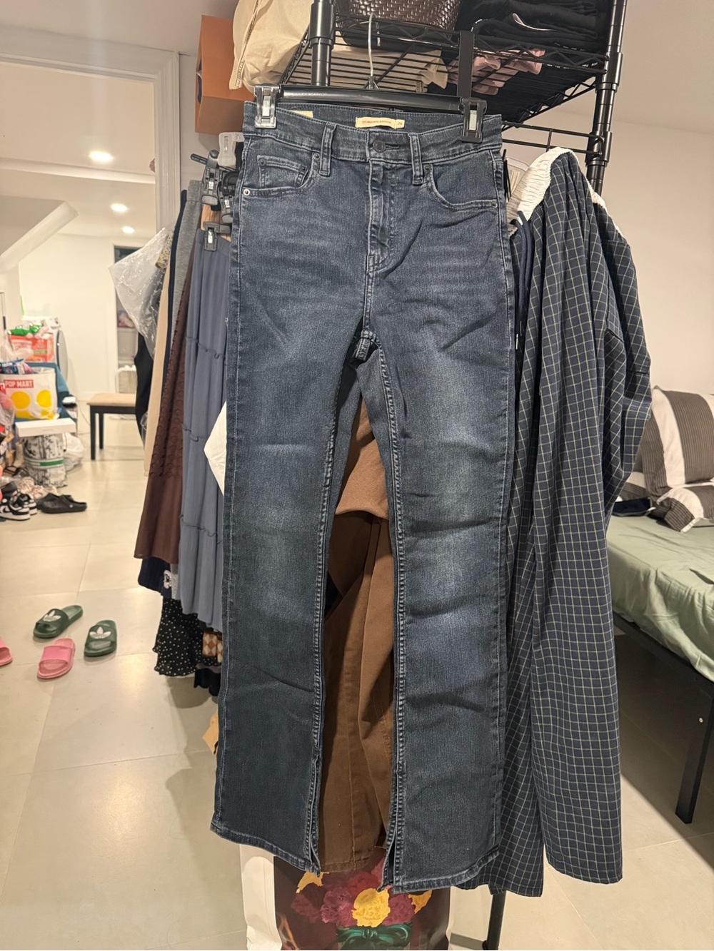 High-Rise bootcut Jeans in Washed Dark Blue